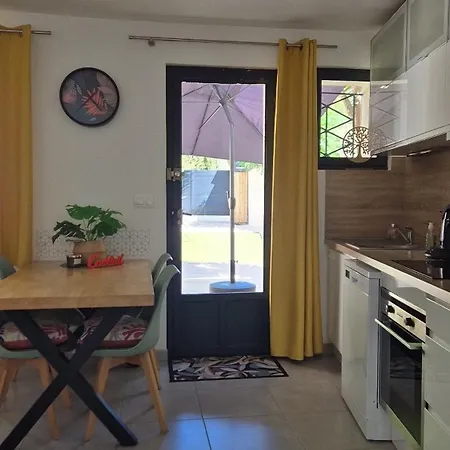 Holiday home Le 36 - Maison Cosy - Jardin Privatif *